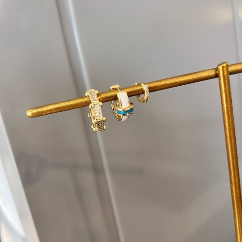 Taş Detaylı 3lü Gold Halka Set Küpe