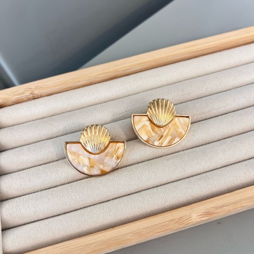 İstiridye Detaylı Gold Sedefli Küpe