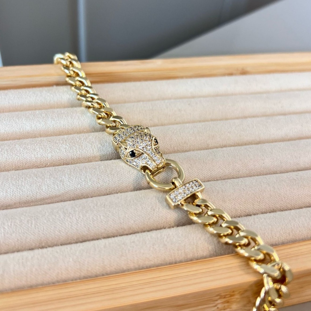 14 K Kaplanlı Gold Çelik Bileklik 14 K Kaplanlı Gold Çelik Bileklik