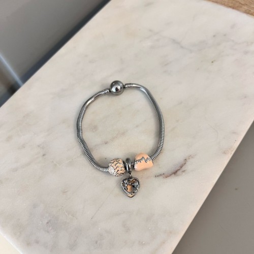 Marka Model Charmlı Çelik Bileklik
