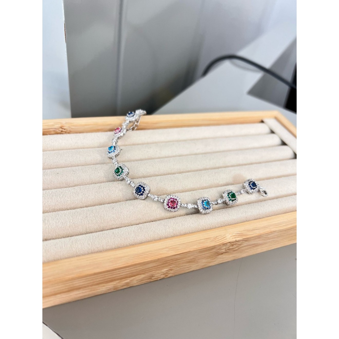 Renkli Silver Baget Taşlı Bileklik