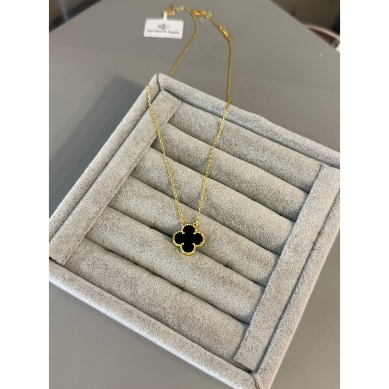Marka Model İthal Seri Siyah Gold Yonca Kolye