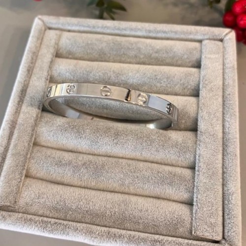 Marka Model Kalın Silver Çelik Kelepçe Bileklik